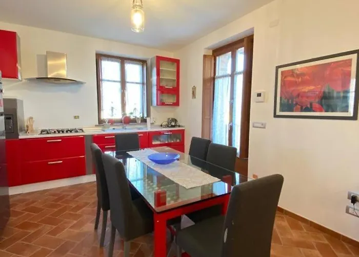 La Maison Du Coq Couette-café *